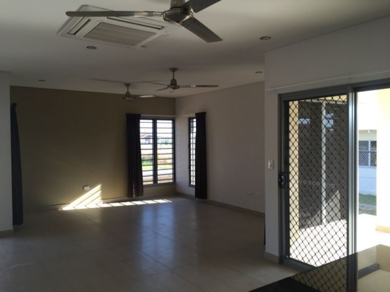 12 Moore Street, Muirhead NT 0810