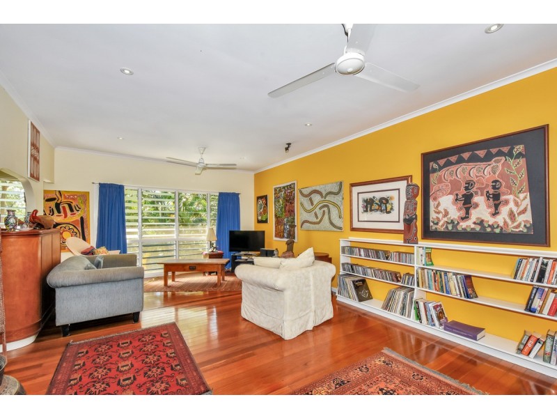 17 Pinaroo Crescent, Batchelor NT 0845