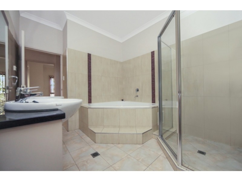 6 Price Court, Rosebery NT 0832
