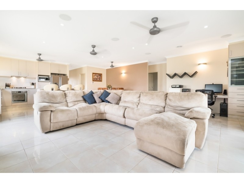 8 Magdalen Street, Bellamack NT 0832