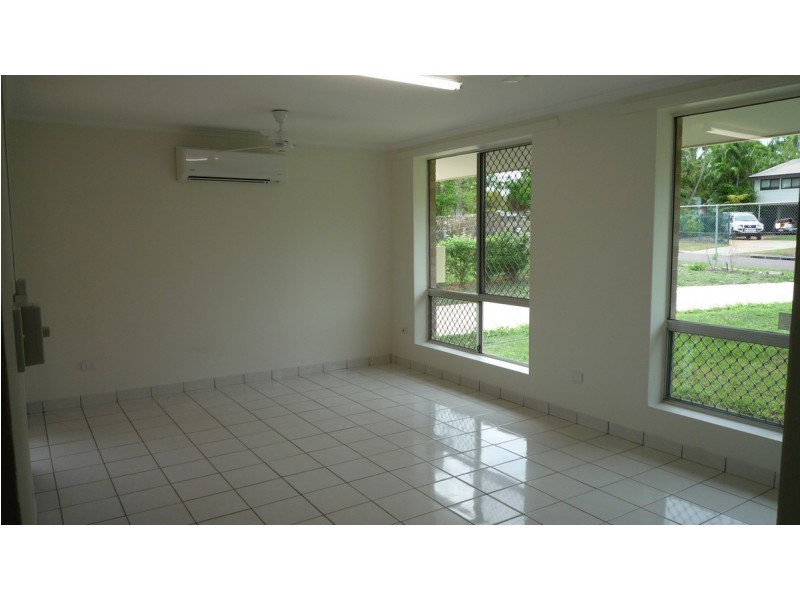 45 Mistletoe Circuit, Karama NT 0812