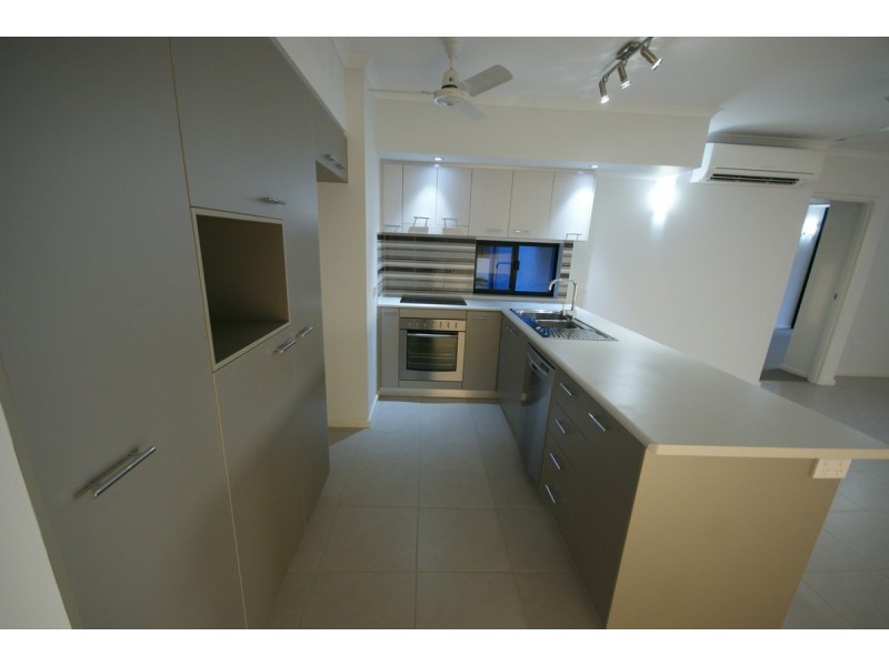 1b/174 Forrest Parade, Rosebery NT 0832