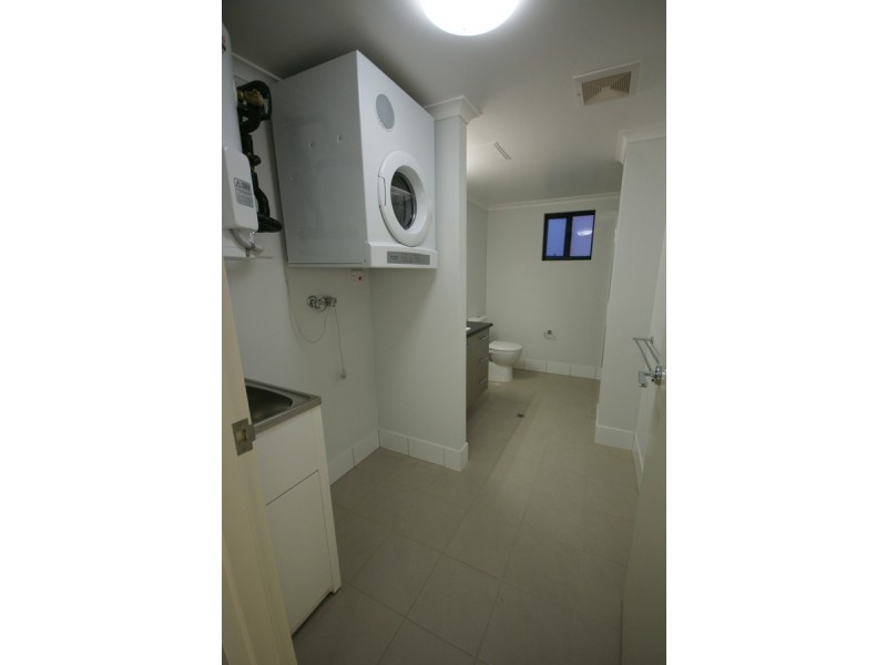 1b/174 Forrest Parade, Rosebery NT 0832