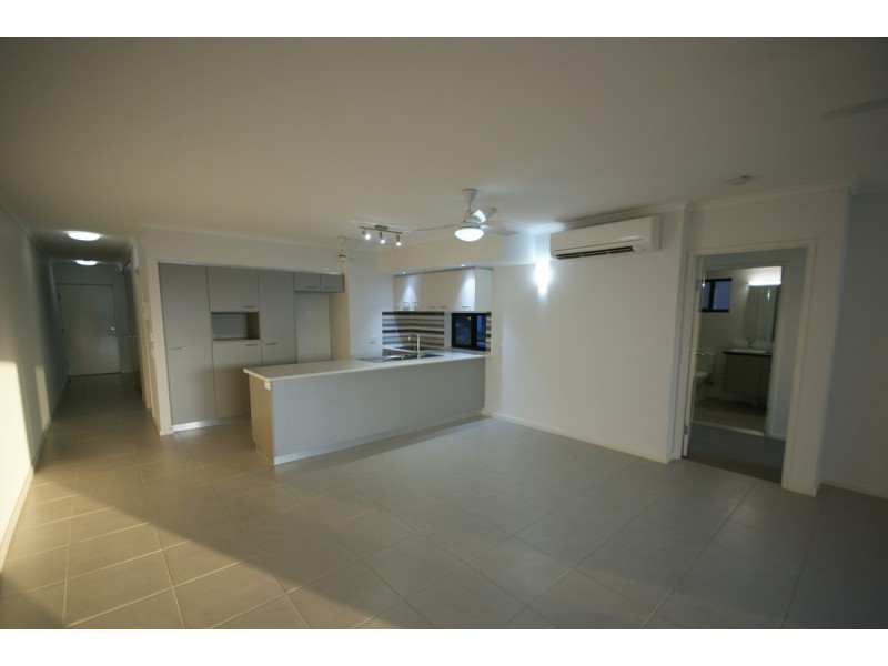 1b/174 Forrest Parade, Rosebery NT 0832