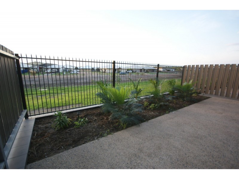 1b/174 Forrest Parade, Rosebery NT 0832