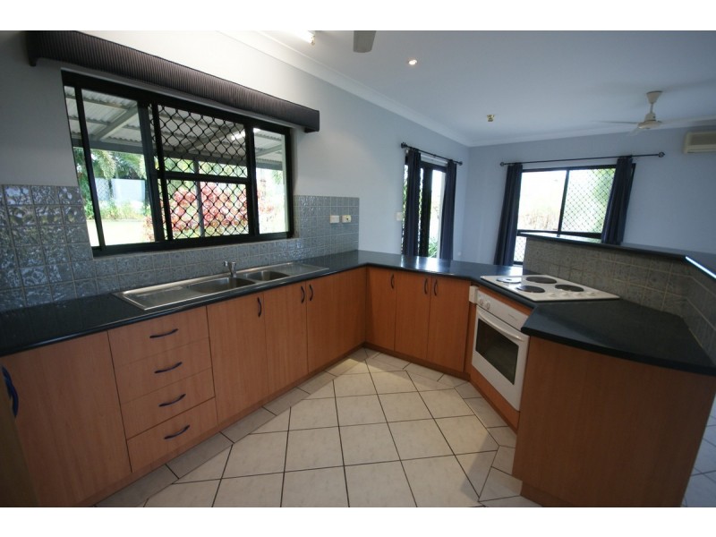 2 Scanlan Court, Farrar NT 0830