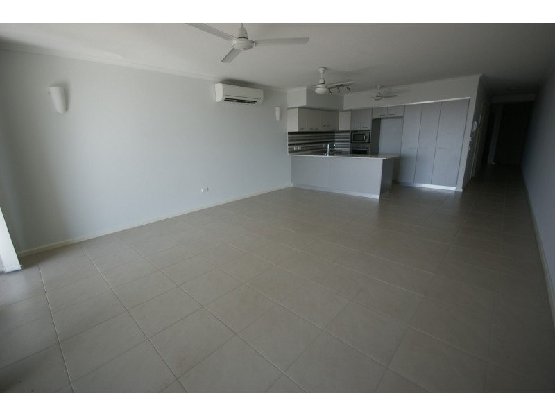 11E/174 Forrest Parade, Rosebery NT 0832