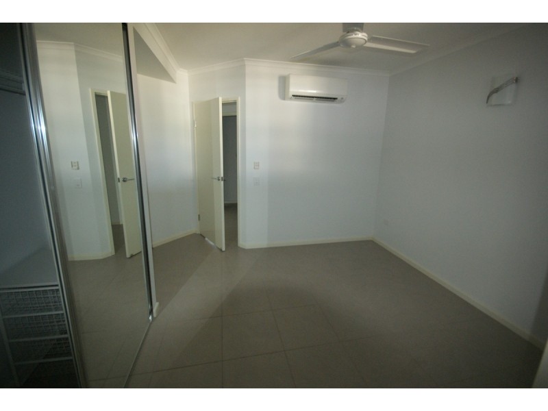11E/174 Forrest Parade, Rosebery NT 0832