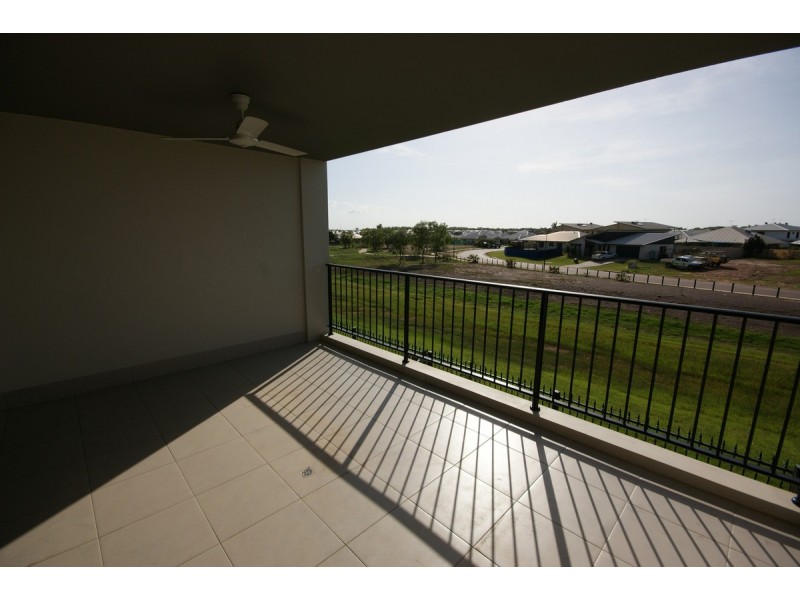 11E/174 Forrest Parade, Rosebery NT 0832
