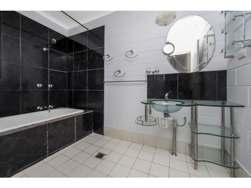 8 Heroine Court, Gray NT 0830