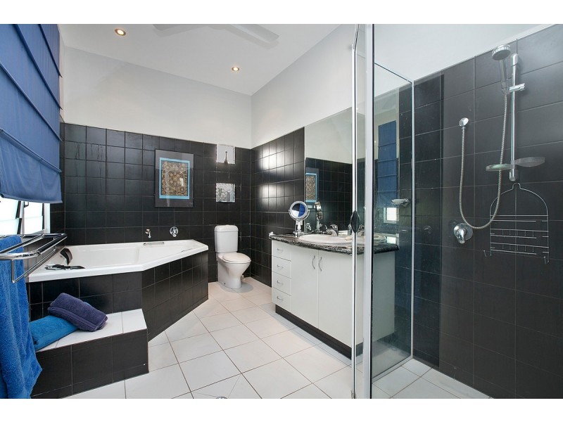 2/19 Paspaley Place, Cullen Bay NT 0820