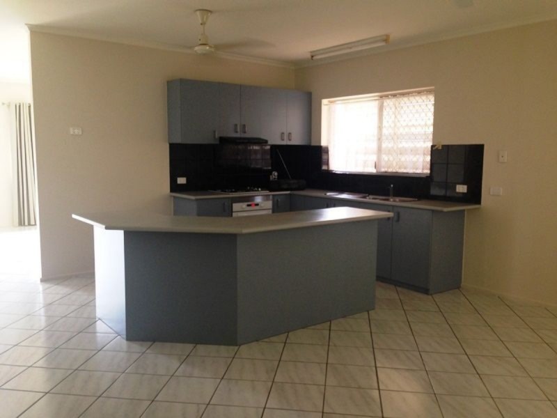 22 Emery Avenue, Woodroffe NT 0830