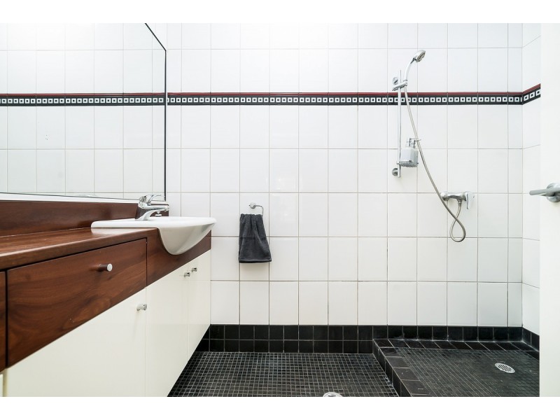 66 Rocklands Drive, Tiwi NT 0810