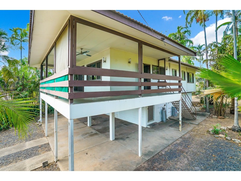 12 Lakeside Drive, Alawa NT 0810