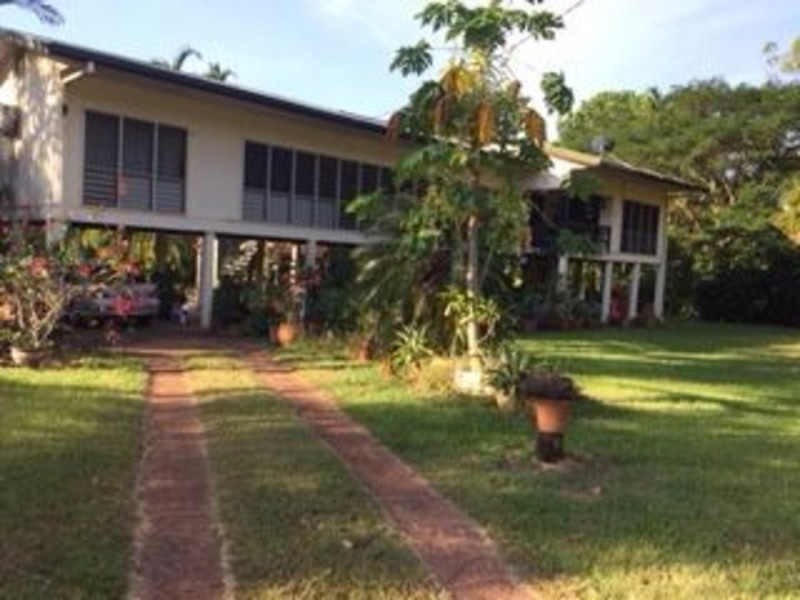 21 Pinaroo Crescent, Batchelor NT 0845