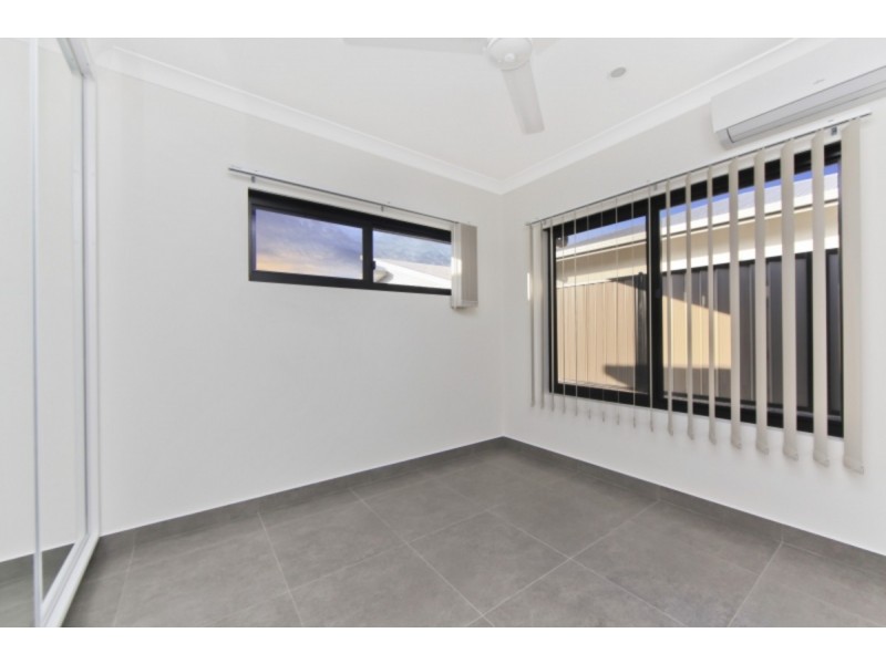 8 Thomson Street, Durack NT 0830