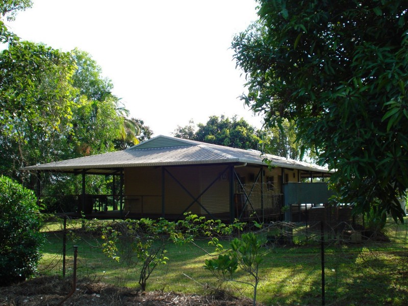 6 McHenry Road, Acacia Hills NT 0822