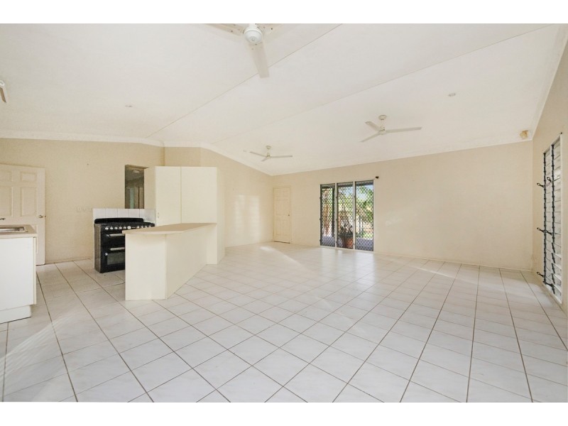15 Ibis Court, Bakewell NT 0832