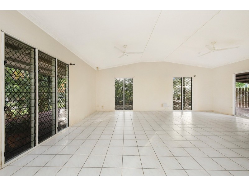 15 Ibis Court, Bakewell NT 0832