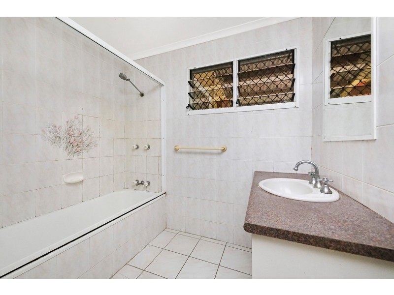 15 Ibis Court, Bakewell NT 0832
