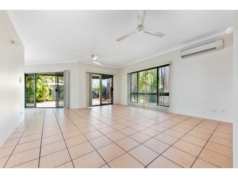 35 Woodlake Boulevard, Durack NT 0830