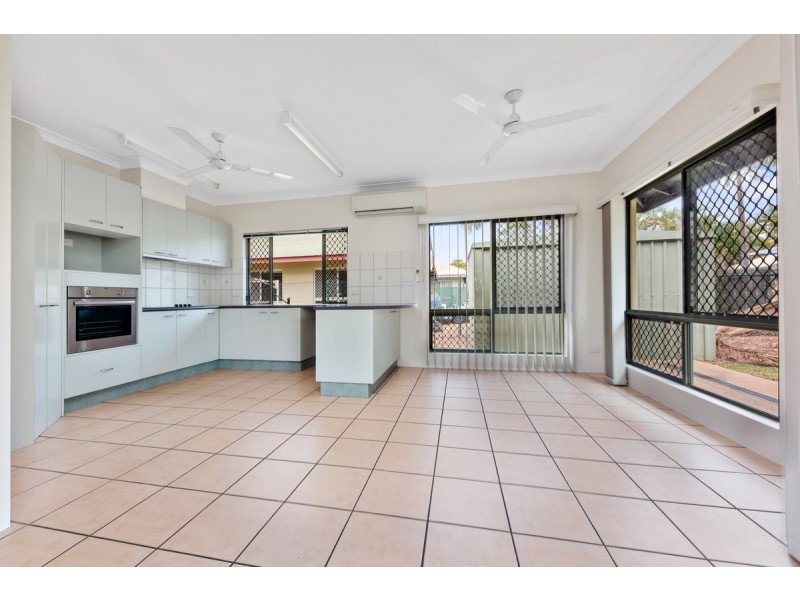 35 Woodlake Boulevard, Durack NT 0830
