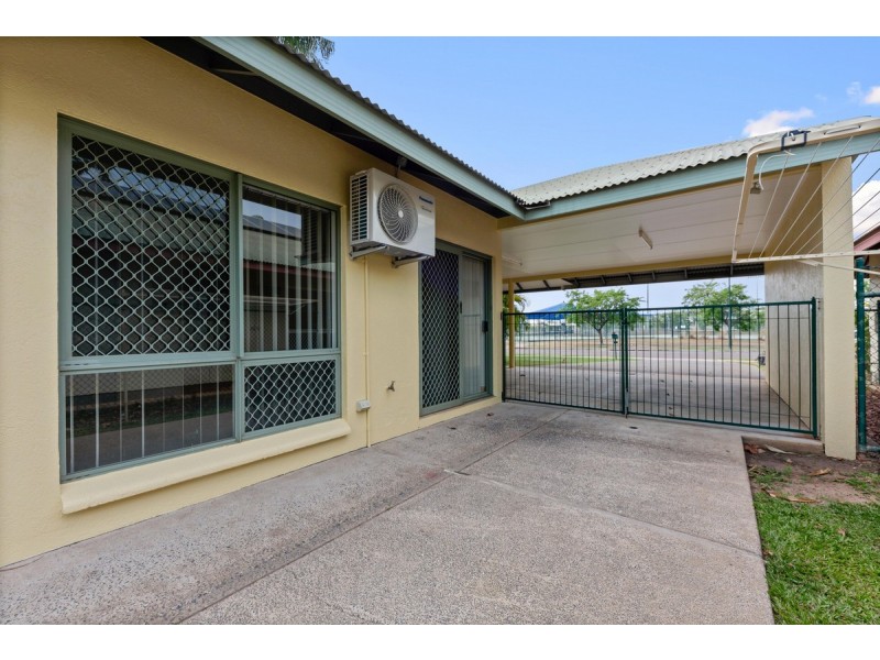 35 Woodlake Boulevard, Durack NT 0830