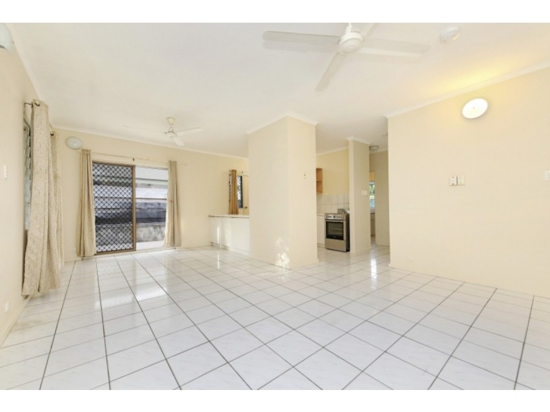 2/7 Donaldson Court, Karama NT 0812
