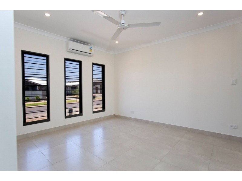 4 Morton Street, Durack NT 0830