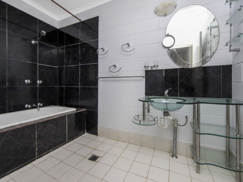 8 Heroine Court, Gray NT 0830