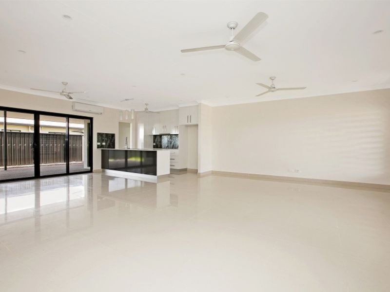 2/11 McGrath Street, Bellamack NT 0832