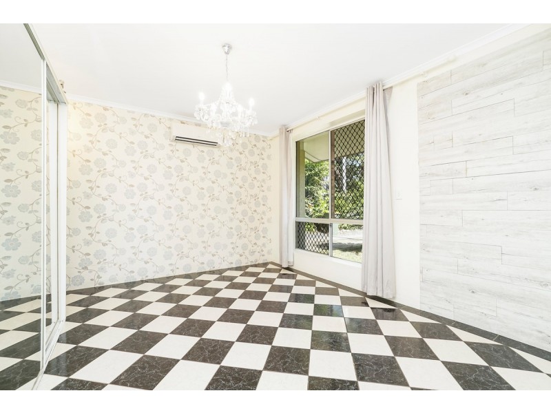 4 Samson Court, Malak NT 0812