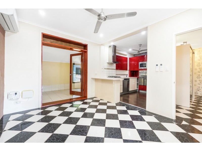 4 Samson Court, Malak NT 0812