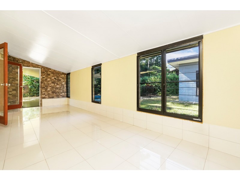 4 Samson Court, Malak NT 0812