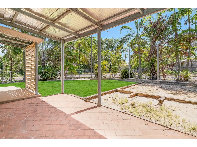 5 Kapalga Street, Tiwi NT 0810