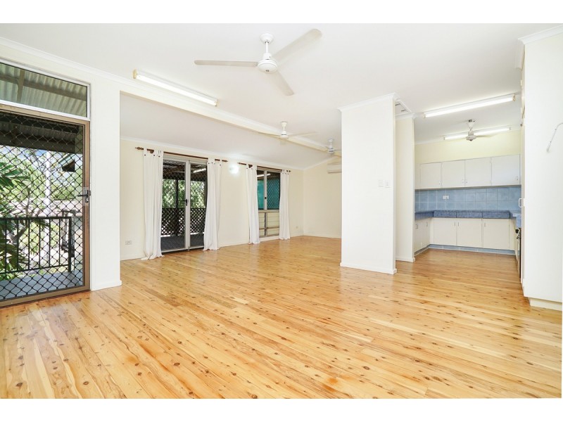 7 Magdelene Court, Malak NT 0812
