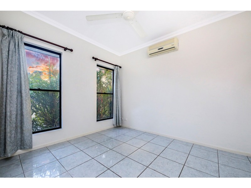 4 Villafor Crescent, Woolner NT 0820