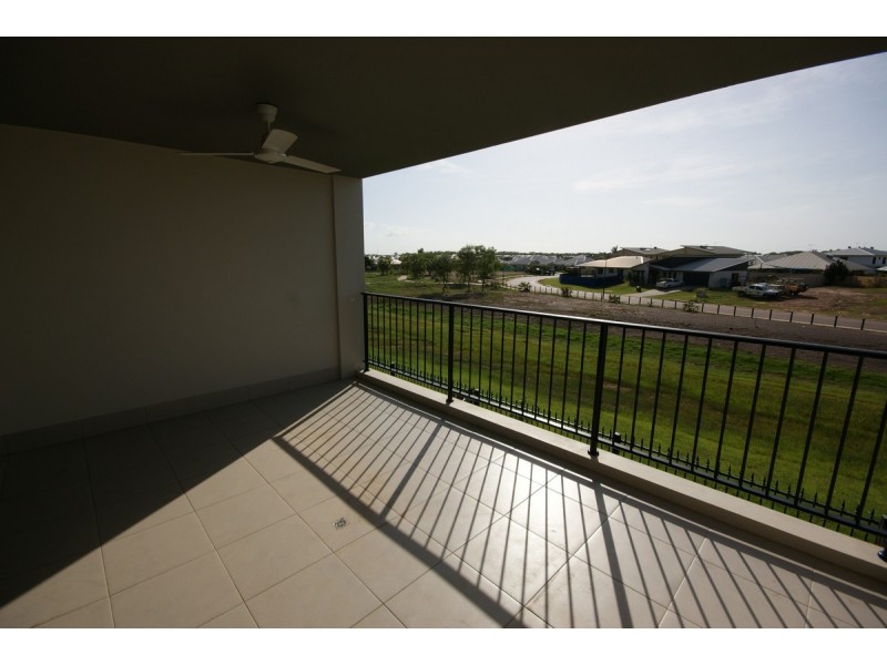 11E/174 Forrest Parade, Rosebery NT 0832