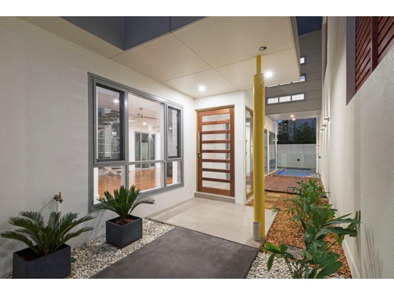 1/6 schultze Street, Larrakeyah NT 0820