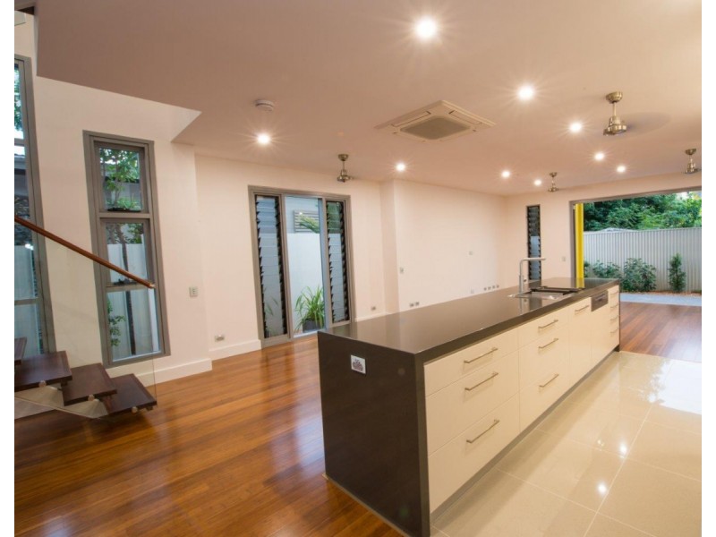 1/6 schultze Street, Larrakeyah NT 0820