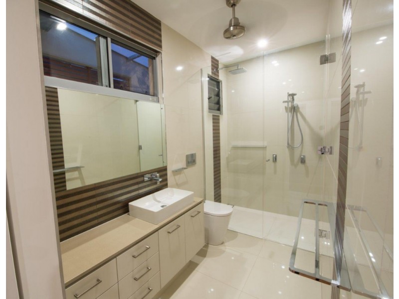 1/6 schultze Street, Larrakeyah NT 0820