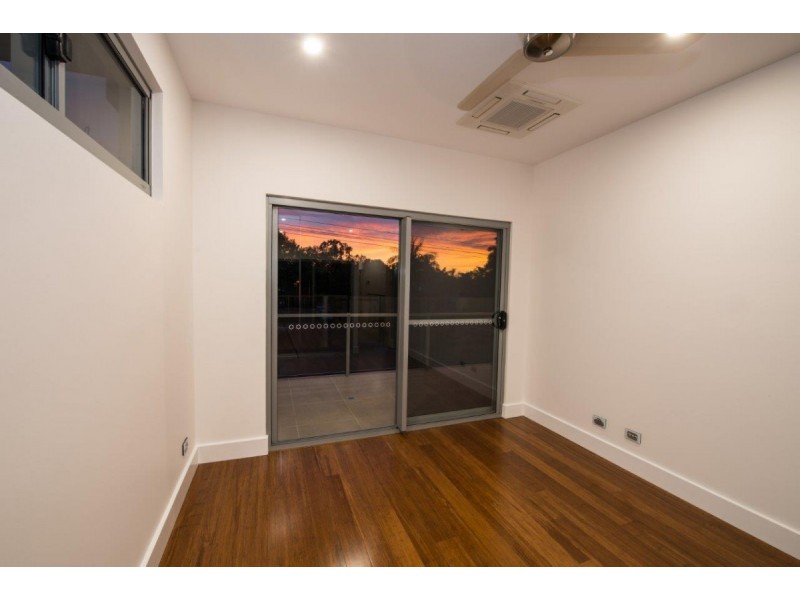 1/6 schultze Street, Larrakeyah NT 0820