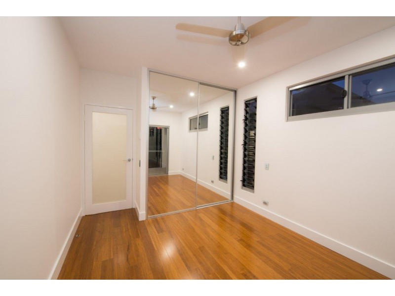 1/6 schultze Street, Larrakeyah NT 0820