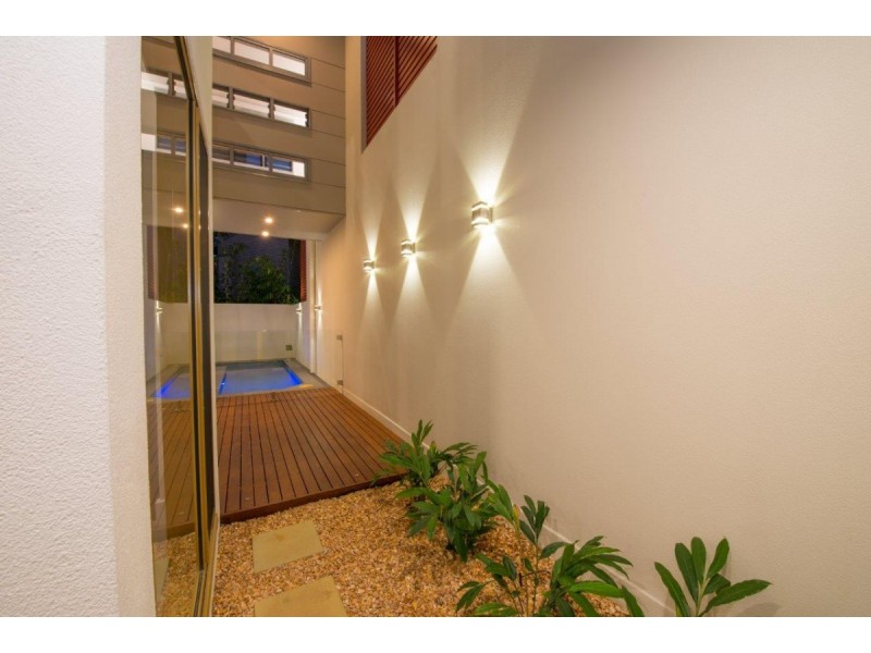 1/6 schultze Street, Larrakeyah NT 0820