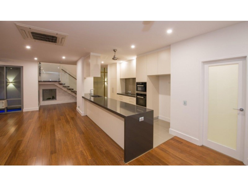 2/6 Schultze Street, Larrakeyah NT 0820