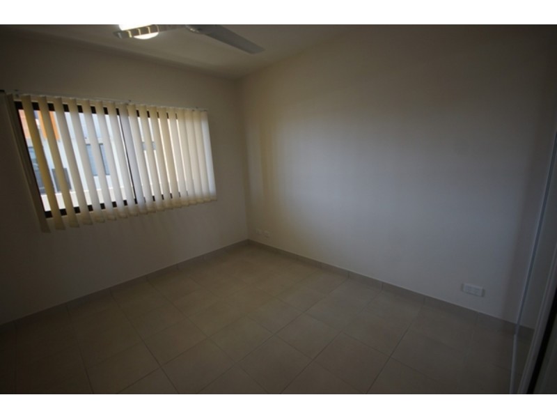 2203/2 Brisbane Crescent, Johnston NT 0832