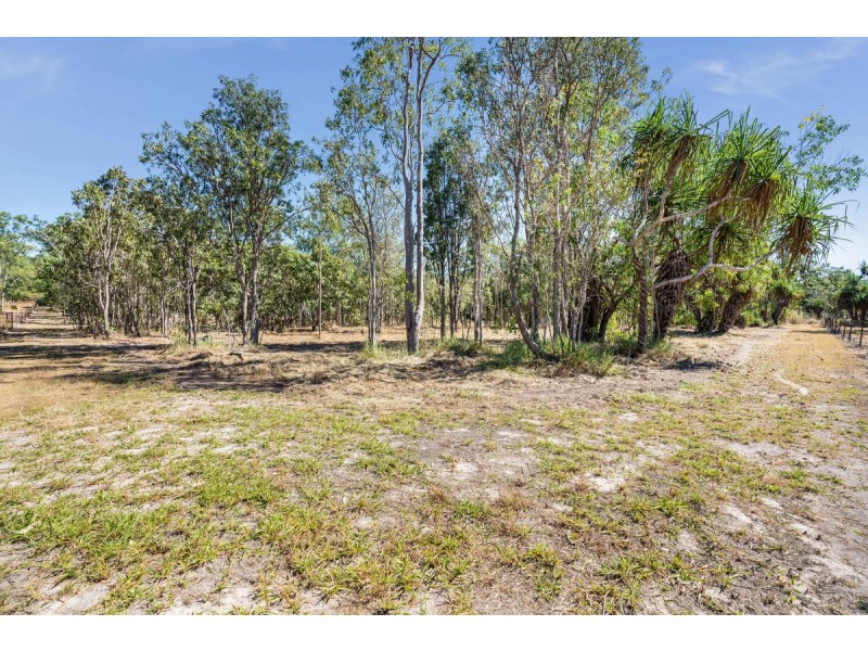 136 Dreamtime Drive, Mcminns Lagoon NT 0822