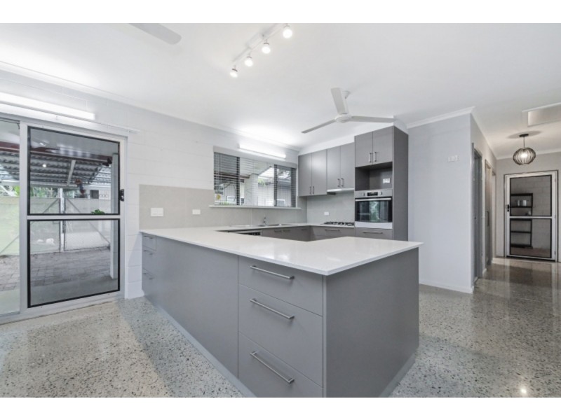 2/37 Easther Crescent, Coconut Grove NT 0810