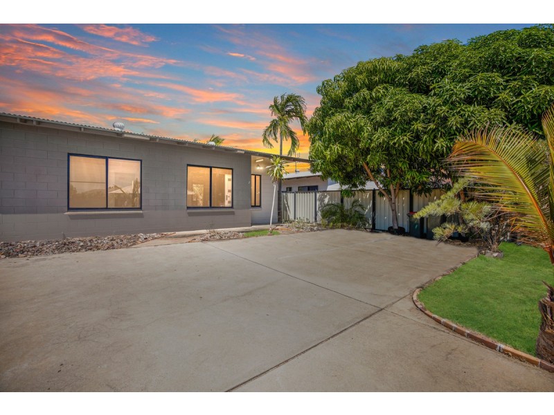 2/11 flinders Street, Johnston NT 0832