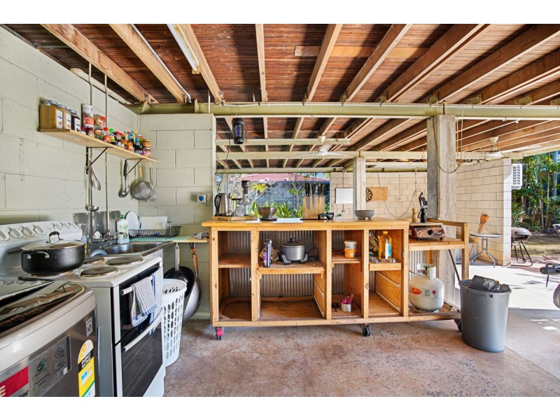 6 Wescombe Court, Malak NT 0812